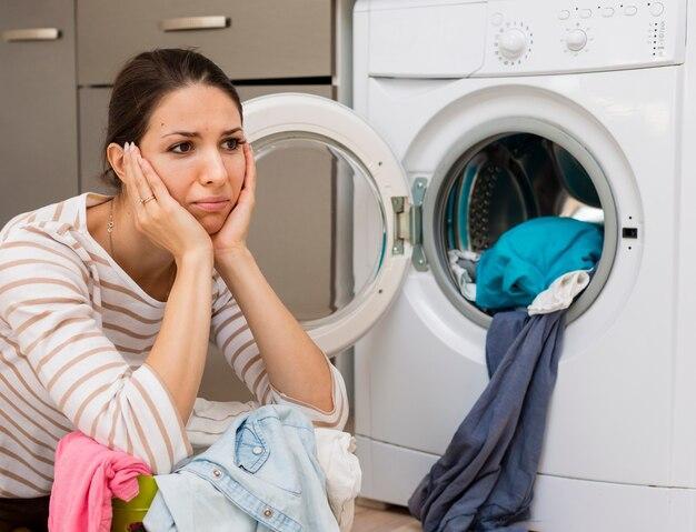 Perché la lavatrice ha un cattivo odore?