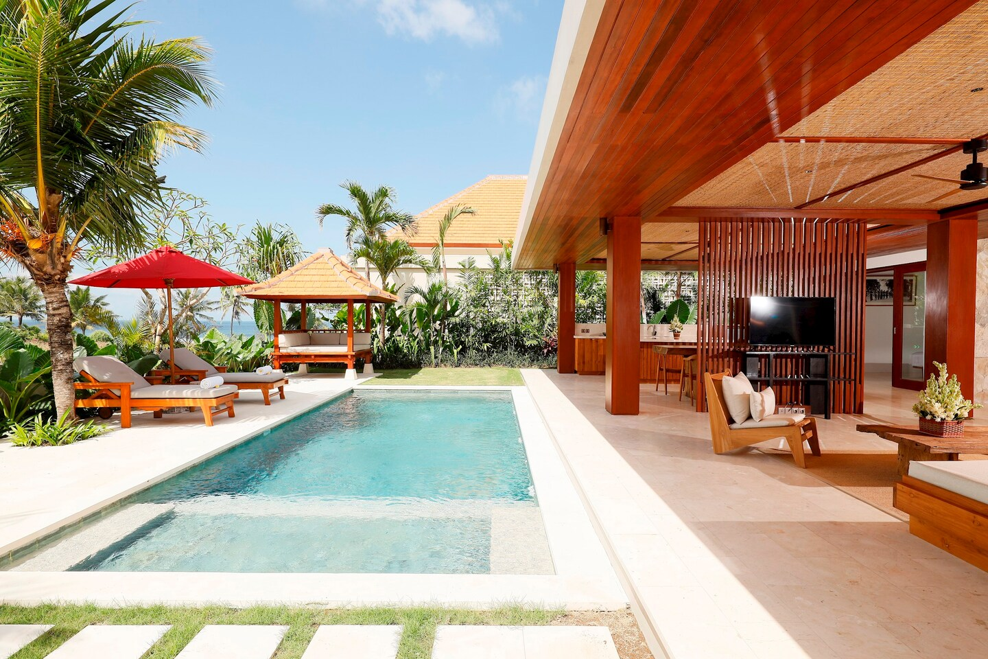 Romantic Three Bedroom Villa In Bali With Private Pool (Bali, Indonesia)