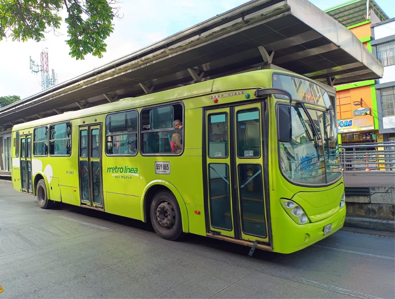 Alcalde de Bucaramanga anuncia solución para salvar Metrolínea y mejorar el transporte urbano
