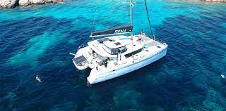 ▷ Luxury Catamaran Cruise from Naxos with Snorkeling Breaks from 140 € -  CheckYeti