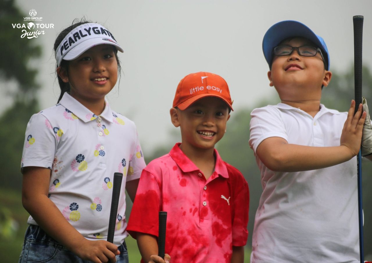 Hình ảnh đẹp golfer nhí