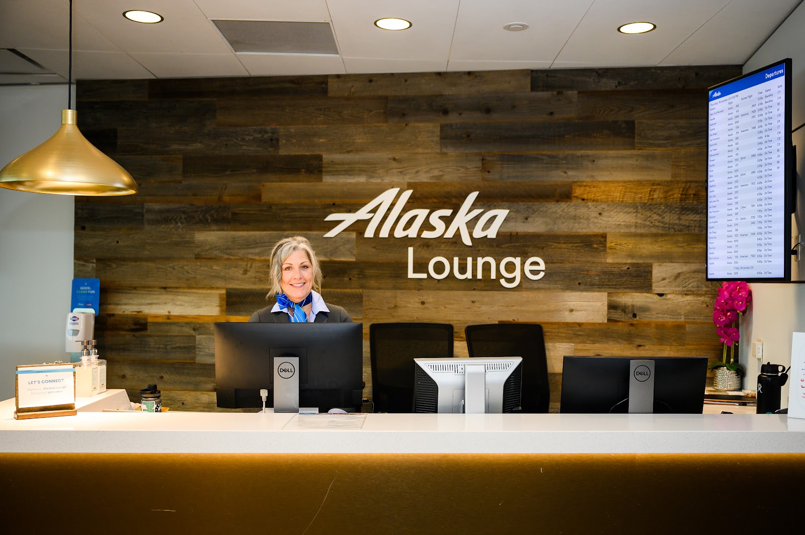 Alaska Lounge