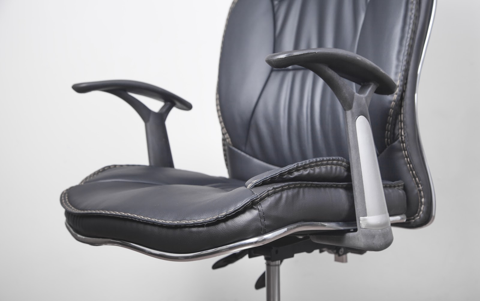 Black Leather Office Chair