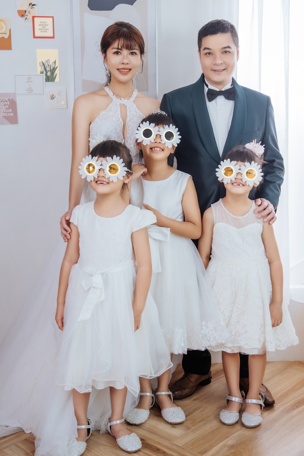 伊頓自助婚紗︱2024年全家福推薦～唯美白紗、浪漫公主風、中式喜氣，多元主題親子攝影推薦
