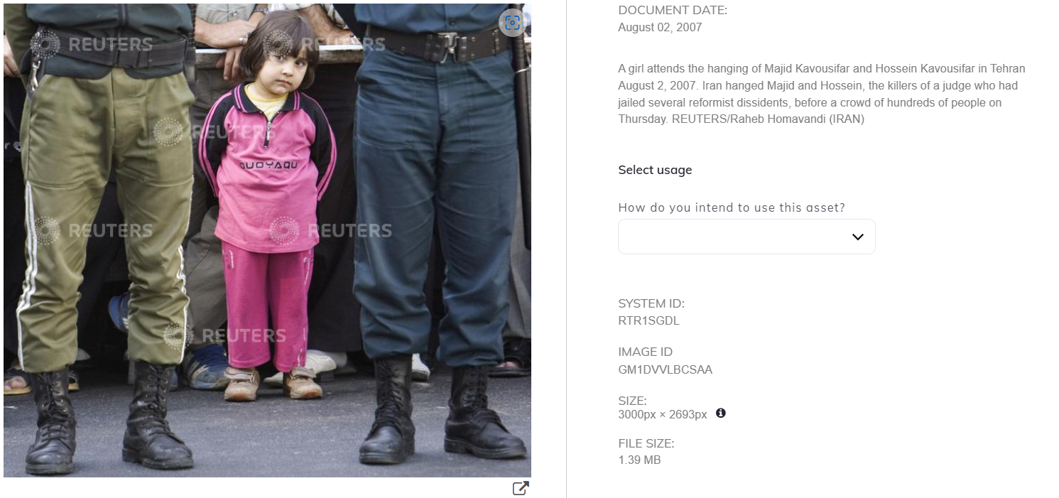 A child standing next to a person

Description automatically generated