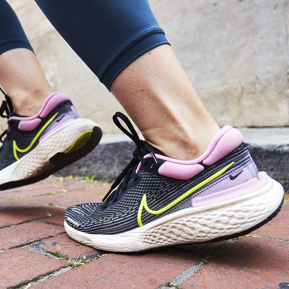 Nike sports shoes for women best sale