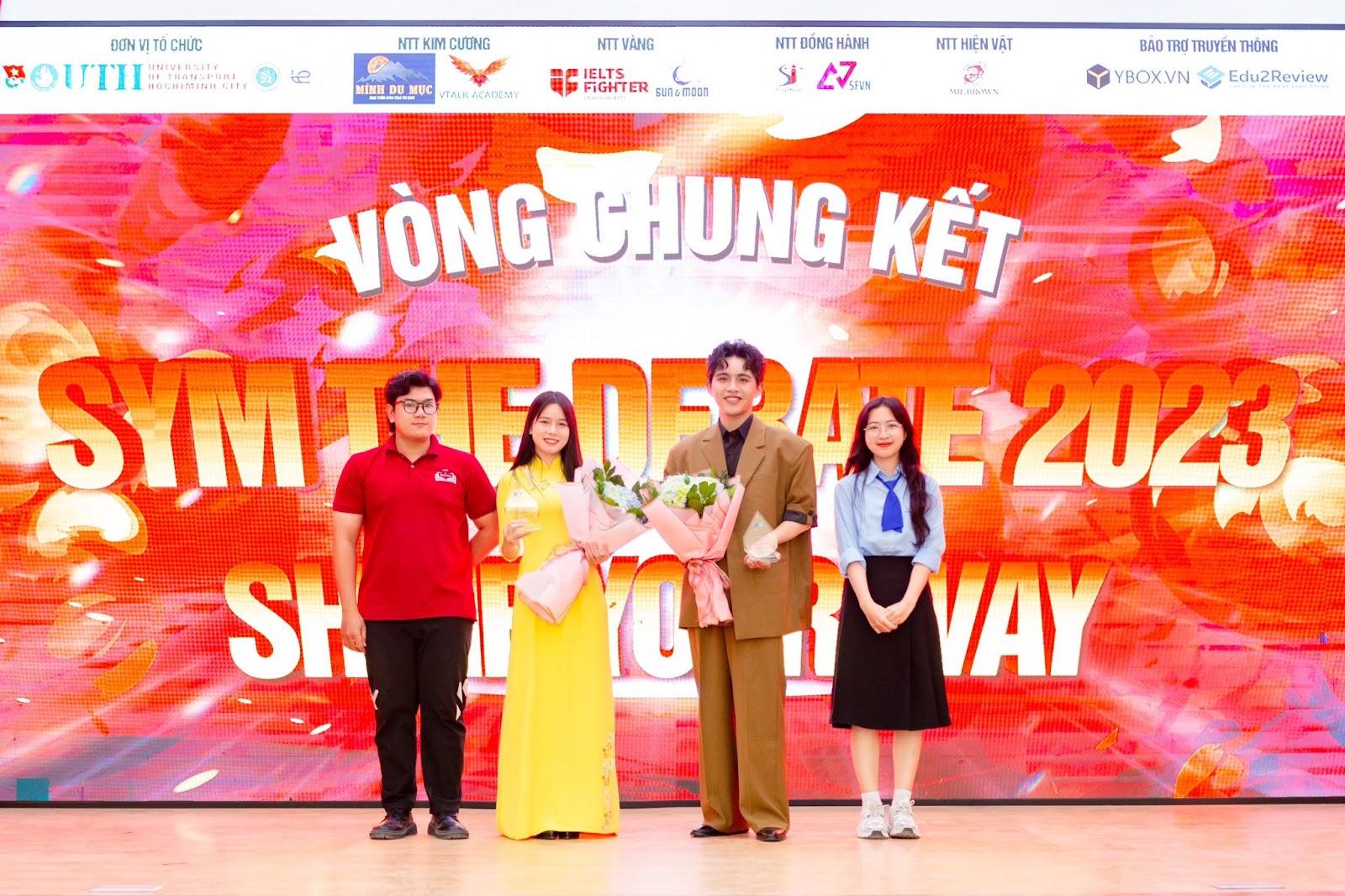 Học viện Kỹ năng VTALK trao học bổng gần 80 triệu đồng cho Đại học GTVT TPHCM
