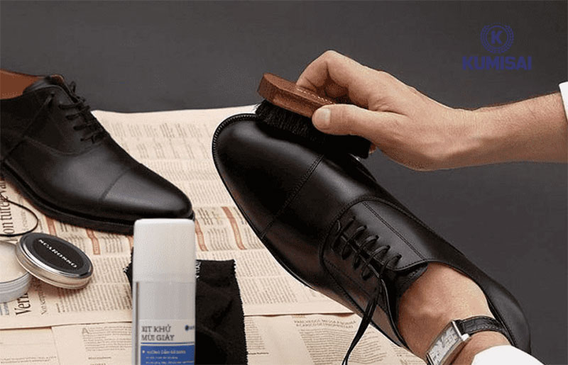 Cách bảo quản giày da khi không sử dụng