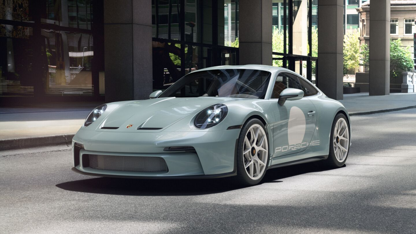 รถยนต์ Porsche 911 S/T มีทั้งหมด 8 สี