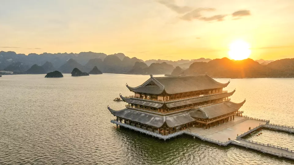 pagoda vietnam 2
