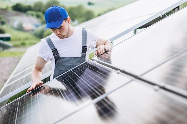 Certificări necesare pentru un start-up cu panouri fotovoltaice