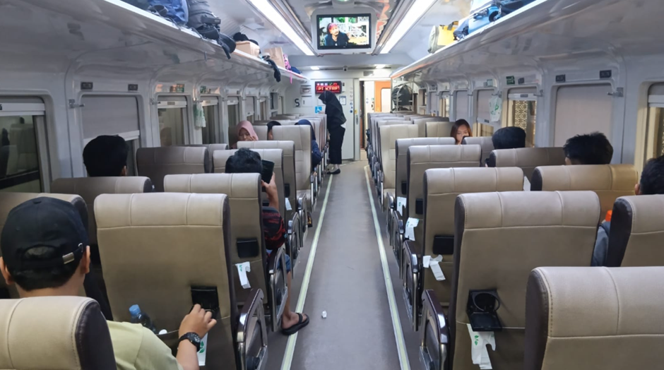 kereta api ambarawa ekspress