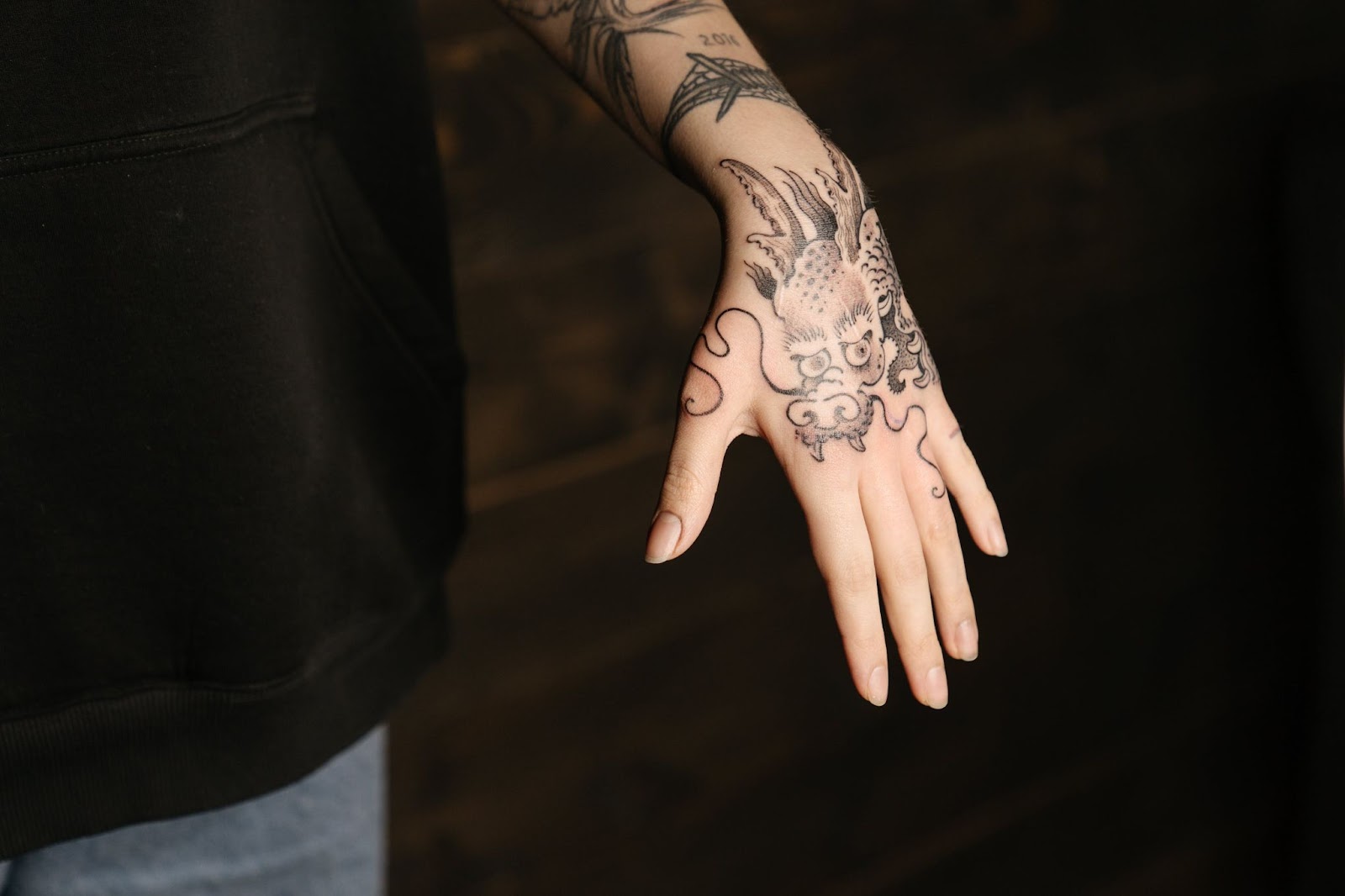 Sănătatea pielii și tatuajele: Ce trebuie să știți despre vindecarea corectă