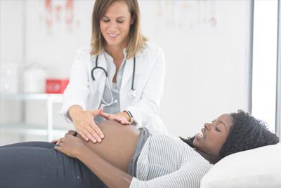 Las muertes relacionadas con el embarazo ocurren antes, durante y hasta un  año después del parto