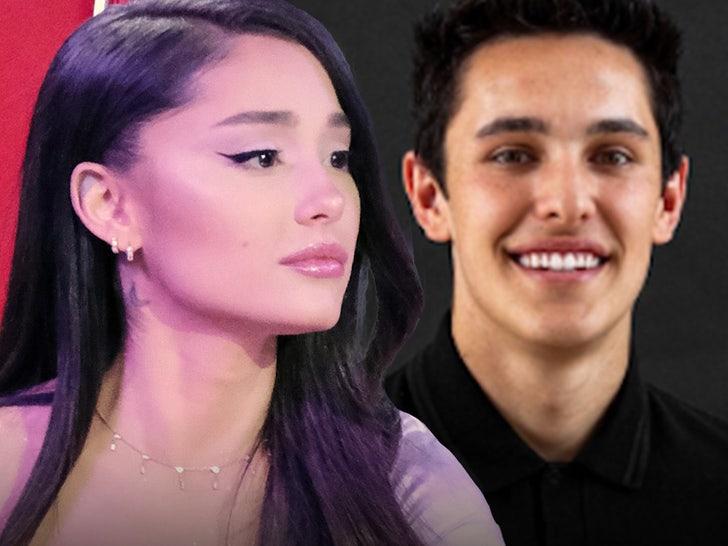 Ariana Grande Finalizes Divorce from Dalton Gomez