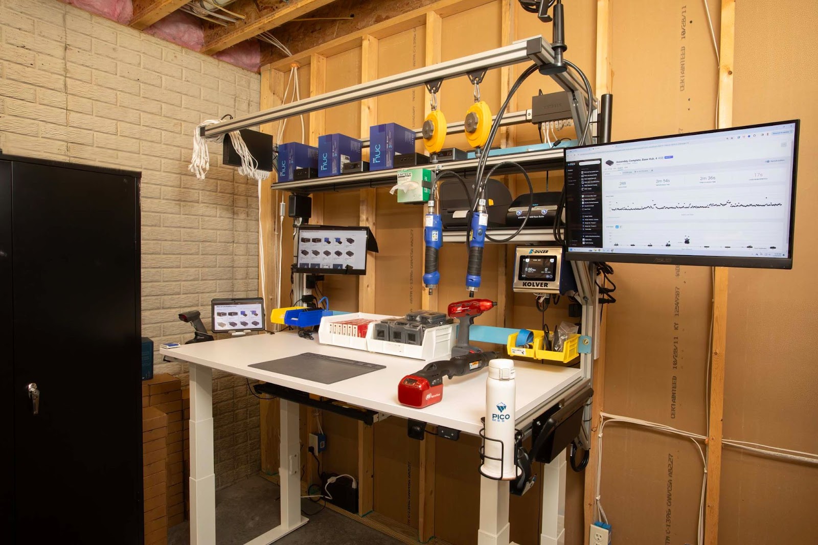 See Pico MES power this workbench with visual worker guidance and connected tools