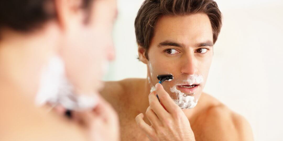 Tổn thương da do cạo râu không đúng cách