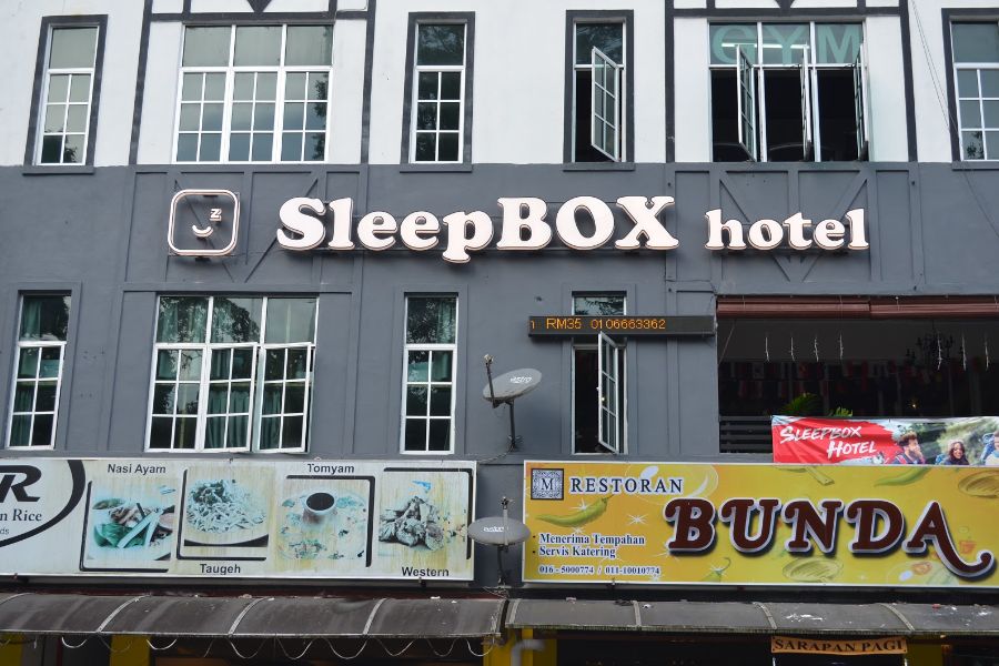 sleepbox hotel
