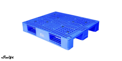 Rackable Plastic Pallets for efficient storage in pallet racking systems.