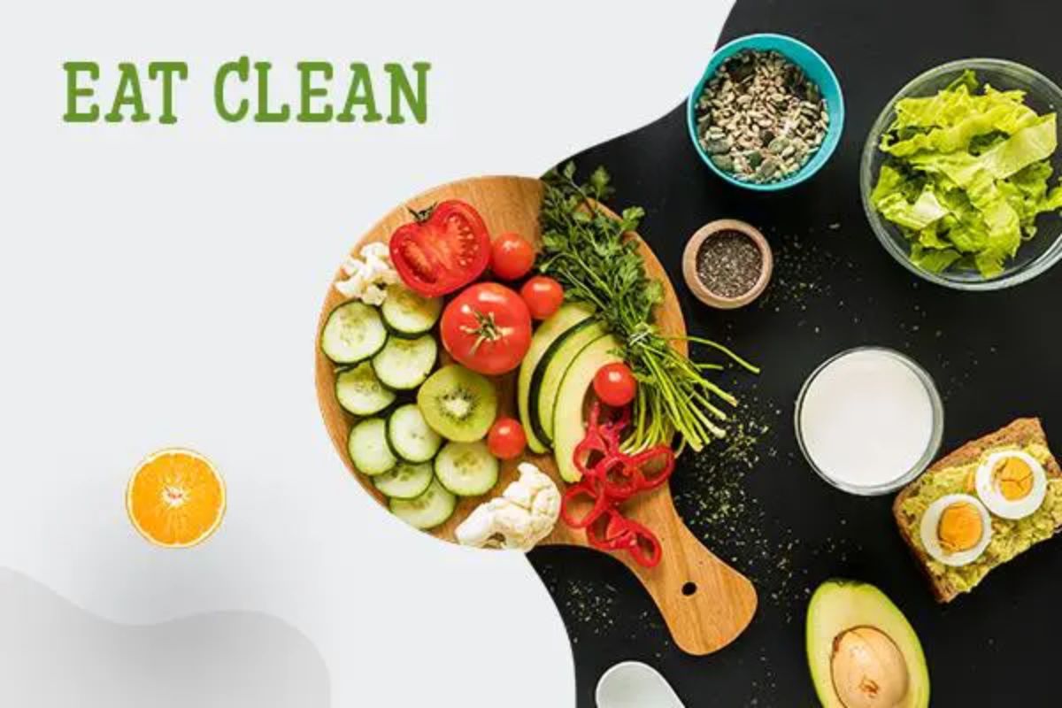 Người ăn Eat Clean sẽ hạn chế đến loại thức ăn chế biến sẵn và thực phẩm nhanh