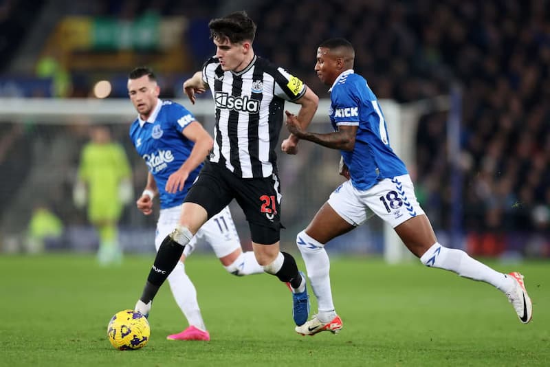 Soi Kèo Trận Đấu: Newcastle vs Everton