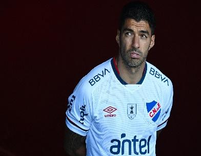 Diretoria do Grêmio chega ao Uruguai para encontrar Luis Suárez