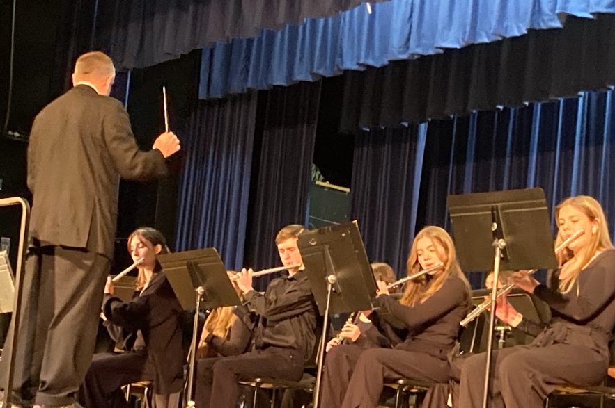 Picture of Students playing instruments in the winter concert