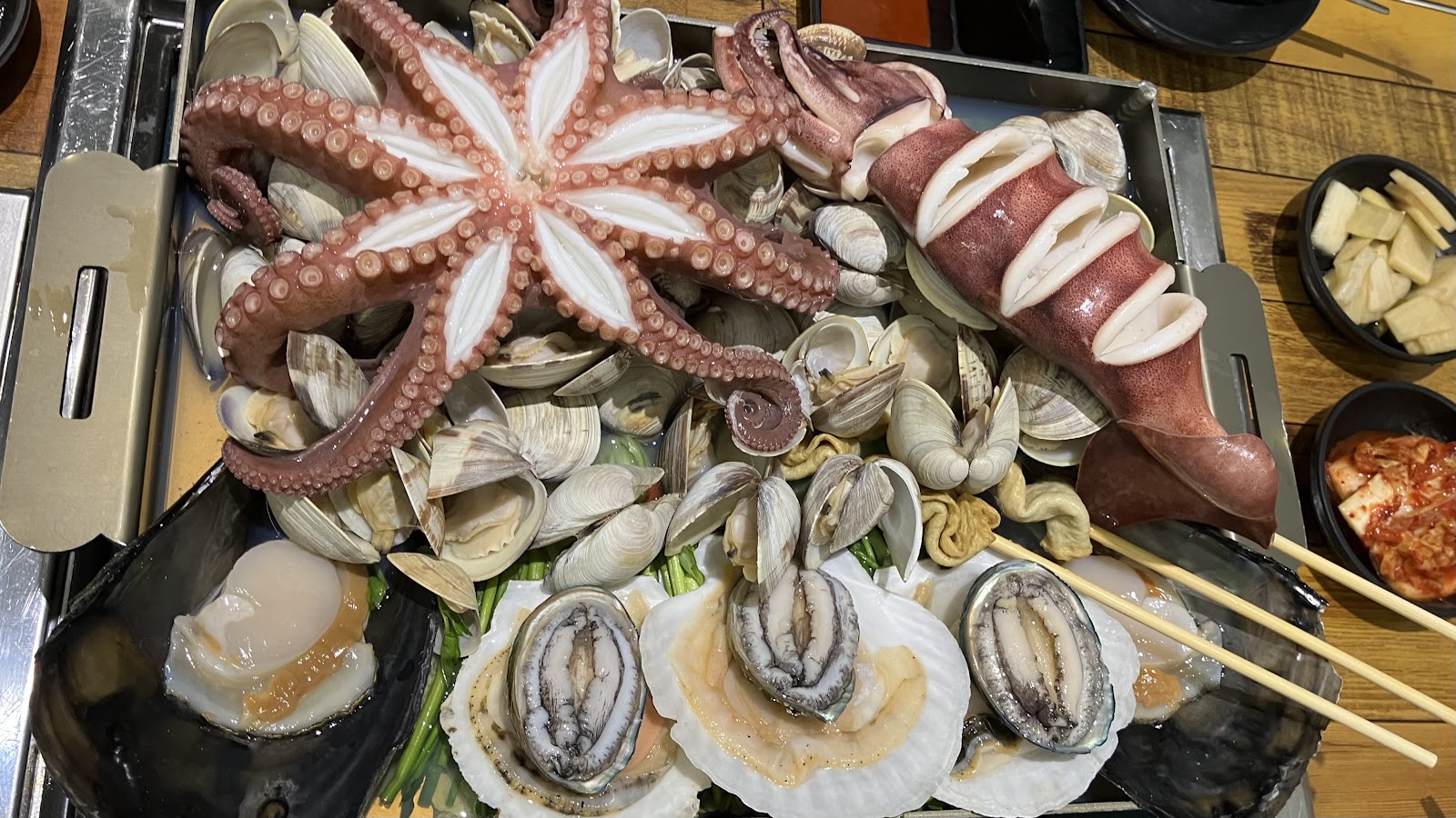 まるで竜宮城？海産物てんこ盛りの鍋はいかが？＜日韓夫婦ライターがお届けする郊外情報vol.5＞ チョゲチム