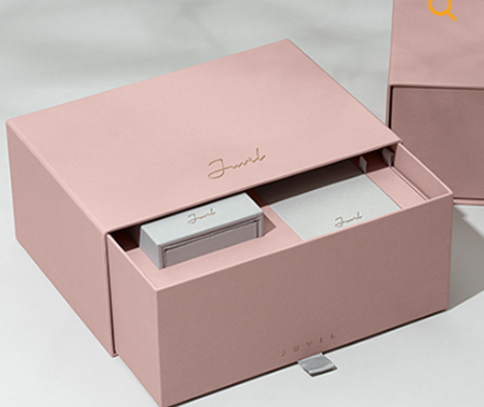 Custom Jewellery Boxes: Bespoke Jewellery Box in 2 Sizes