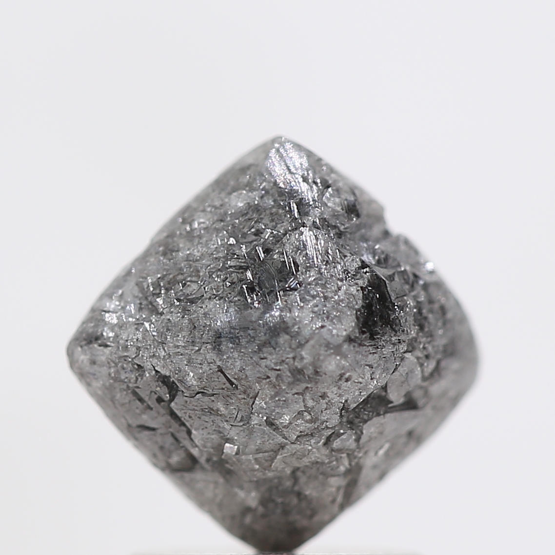 rough_octahedron_diamond_gray