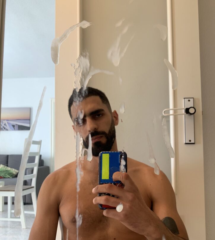 karim yoav taking a mirror selfie after jerking off and ejaculating all over the mirror