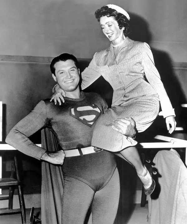 Noel Neill, the Lois Lane to George Reeves’s ‘Superman,’ Dies at 95