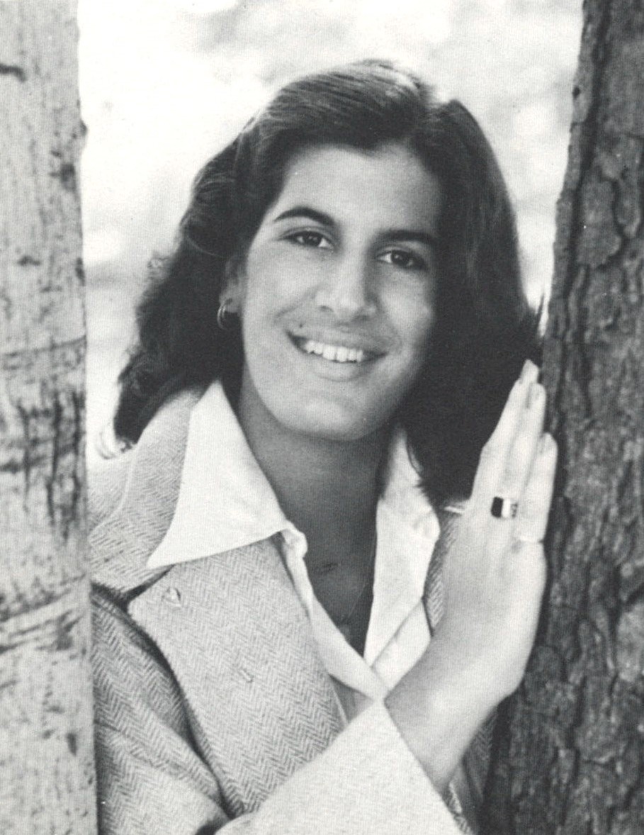 Carolyn Clemenza '79