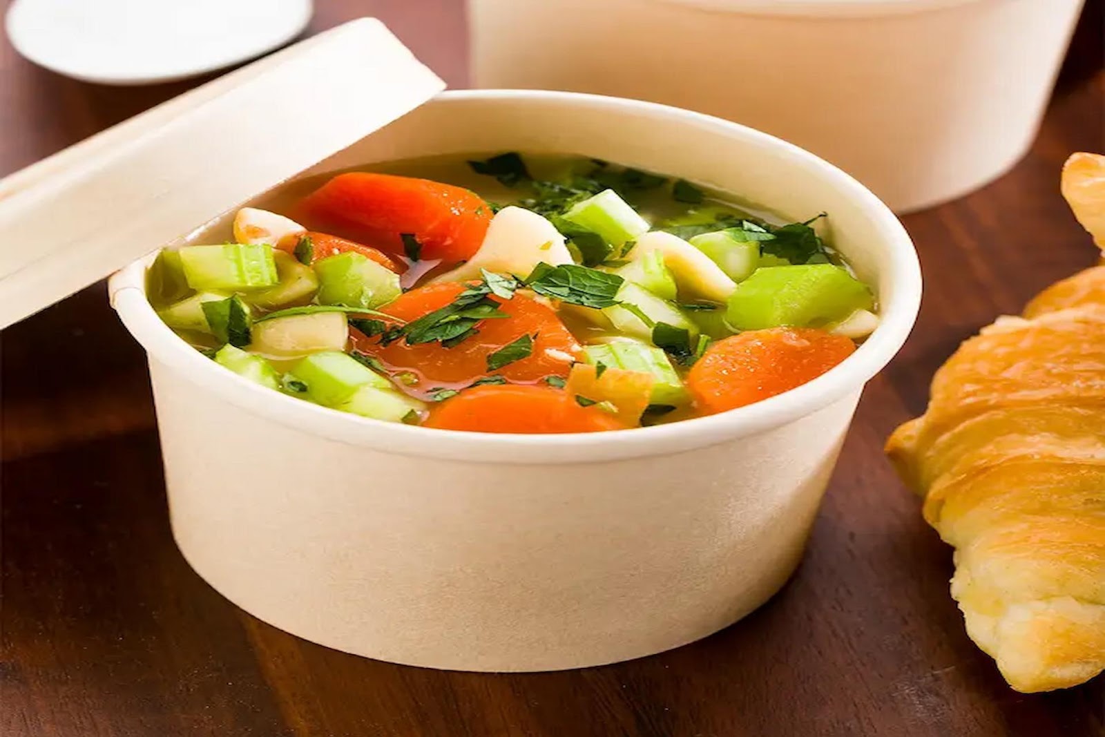 Soup-er Convenient: Discover Our Eco-Friendly and Portable Soup Containers!