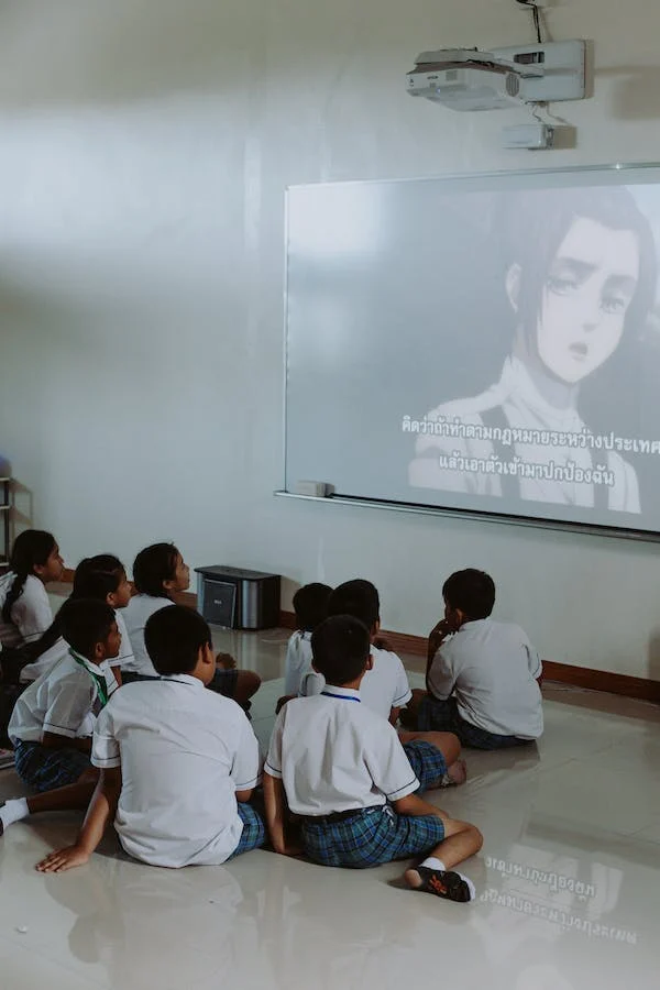 students watching anime on ifovd
