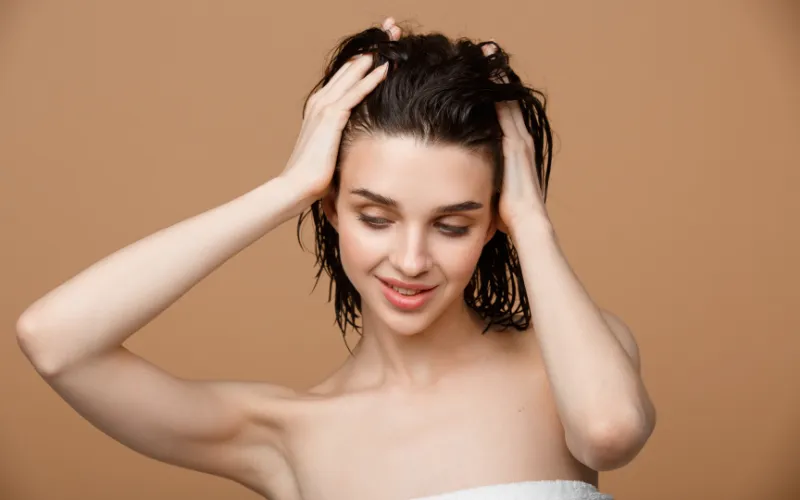 Những loại dầu gội phục hồi tóc khô xơ tốt 