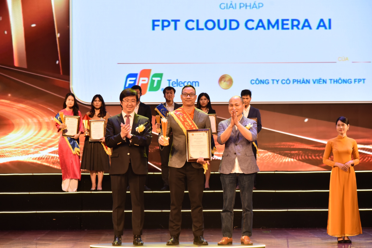 FPT Camera nhận hai giải thưởng Sao Khuê 2024