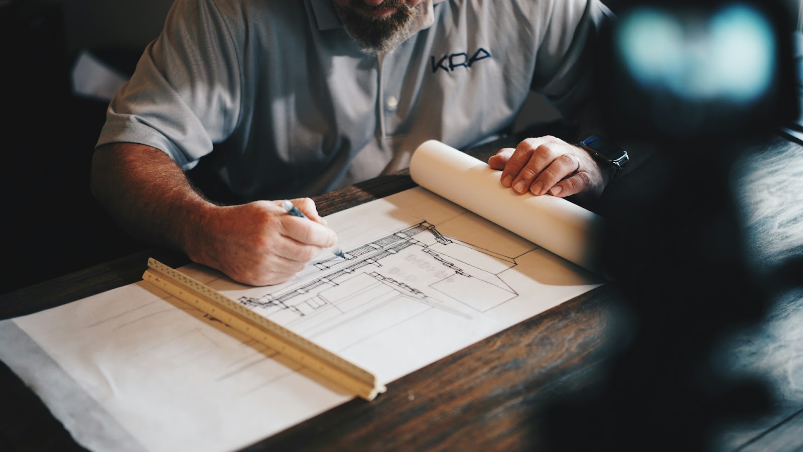 Man sketching a product story design