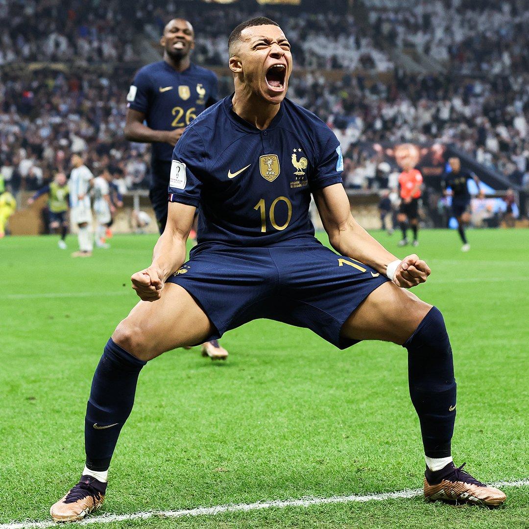 World Cup 2022: Sau nỗi buồn của Mbappe là tương lai rực rỡ của 'kẻ chinh  phục'