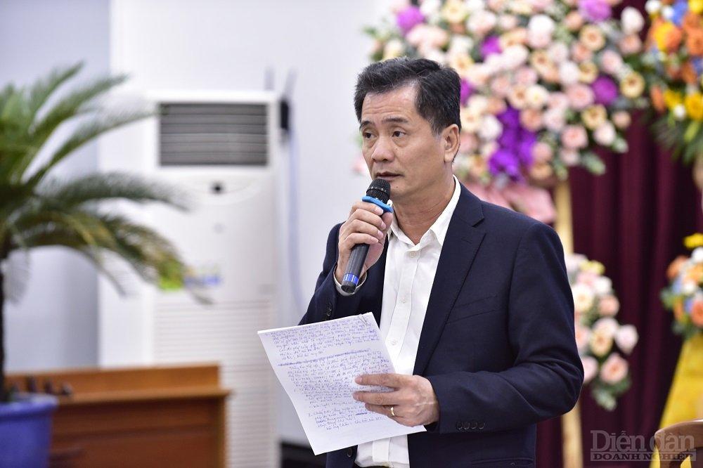 Ông Nguyễn Văn Đính - Chủ tịch Hội Môi giới Bất động sản (VARS) chia sẻ tại diễn đàn.