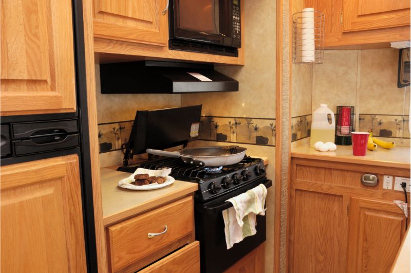Do RV Kitchens Have Ovens?