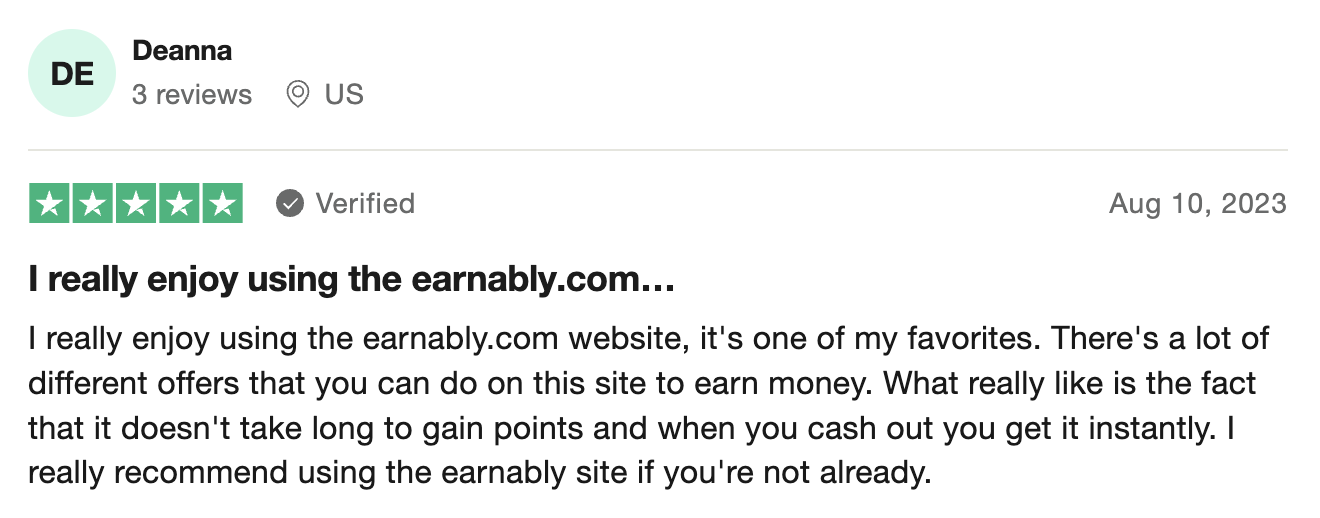 A 5-star Trustpilot review from an Earnably user who highly recommends the site and likes that you can gain points and cash out quickly. 