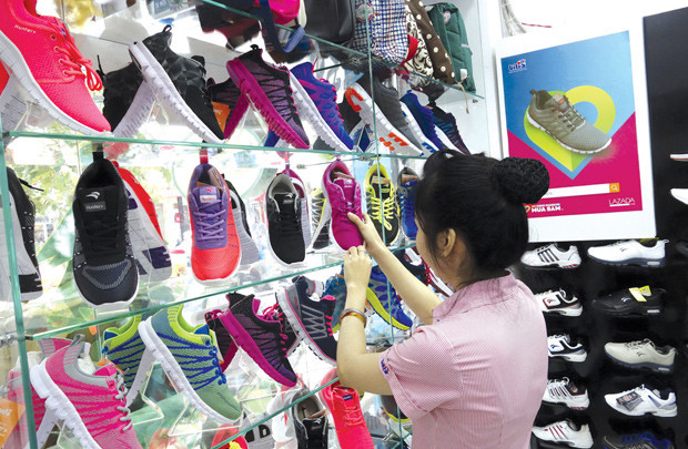 Nằm mơ thấy mua giày dép mới