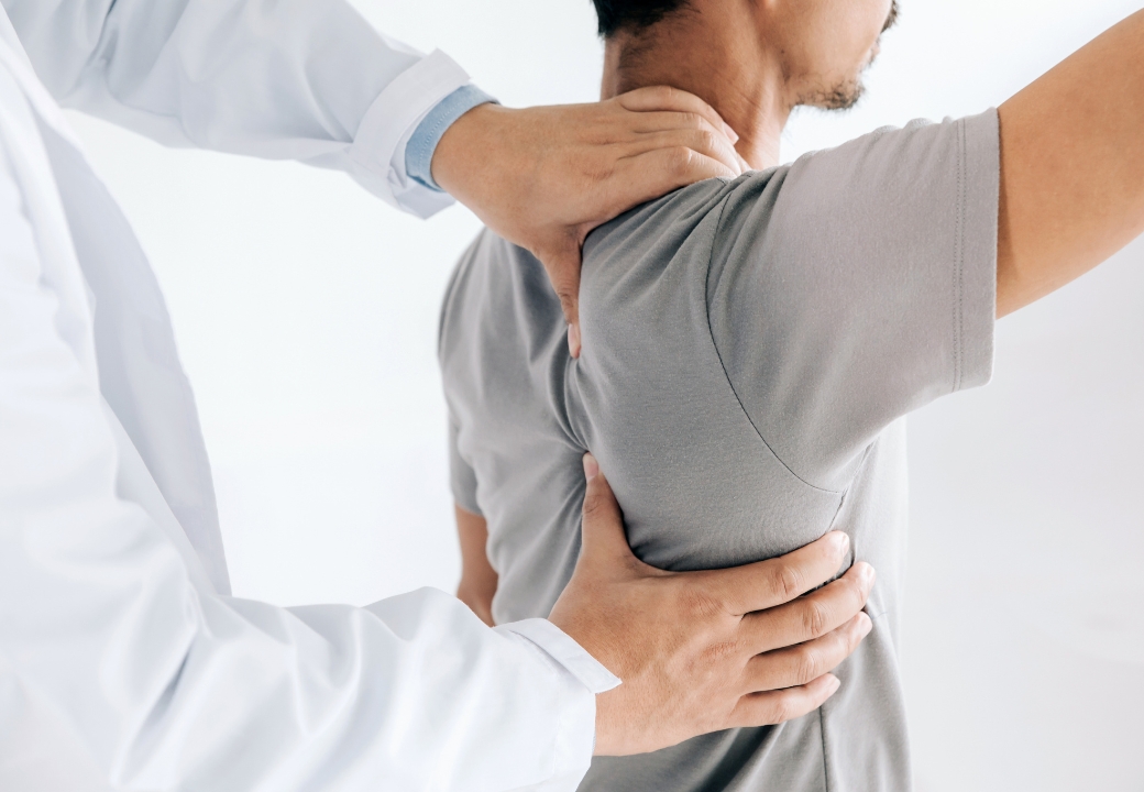 Shoulder physiotherapy treatment