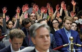 اعتراض به سخنرانی بلینکن در سنا با دست‌های خونین

