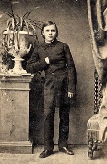 Photo of Nietzsche at 17 years old