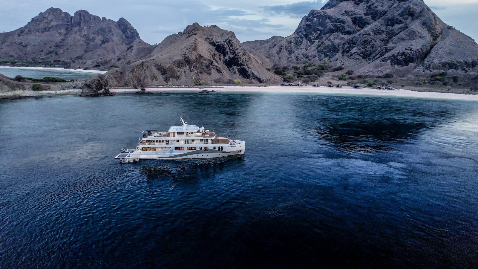 Solitude Gaia in Komodo Islands