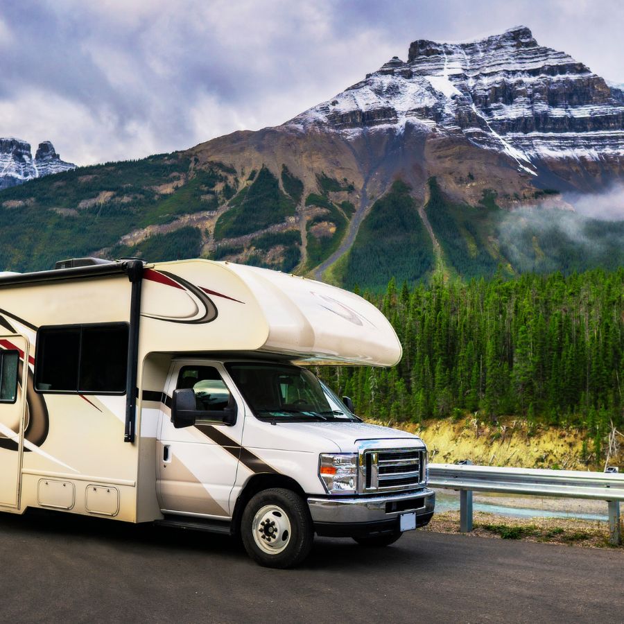 rv at mountains