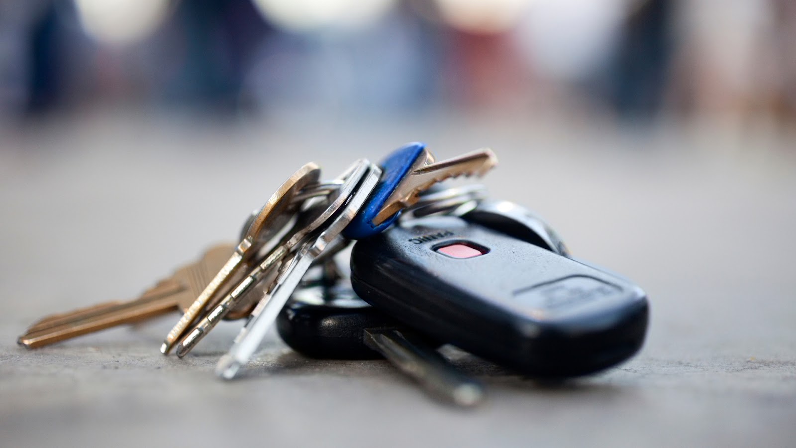 A set of keys that include a car key
