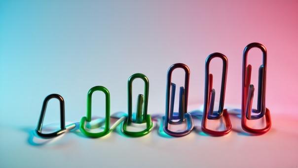 Several paper clips in a row

Description automatically generated